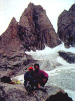 Alla base della Neverseen Tower India