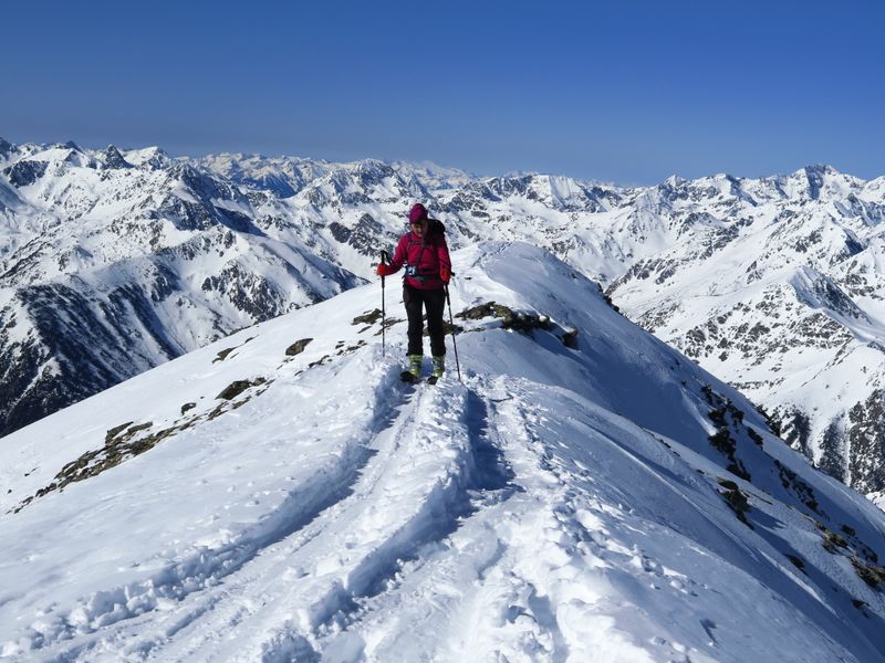 Sulla cima del Pic de la Serrera